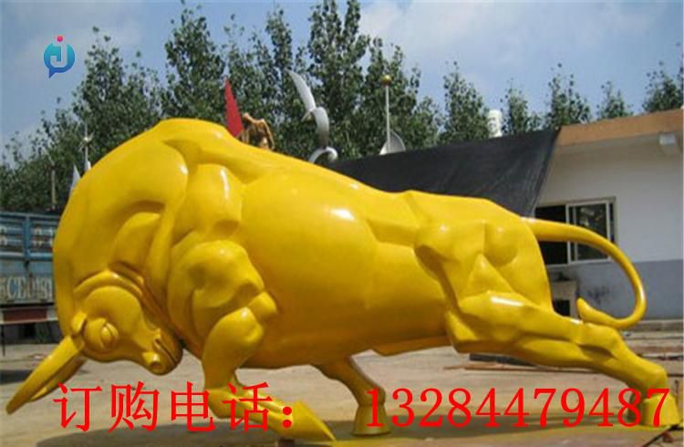 不銹鋼彩繪牛雕塑
