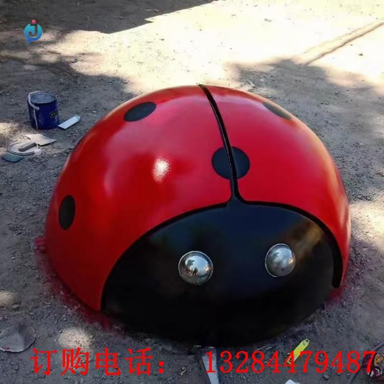 不銹鋼飄蟲雕塑