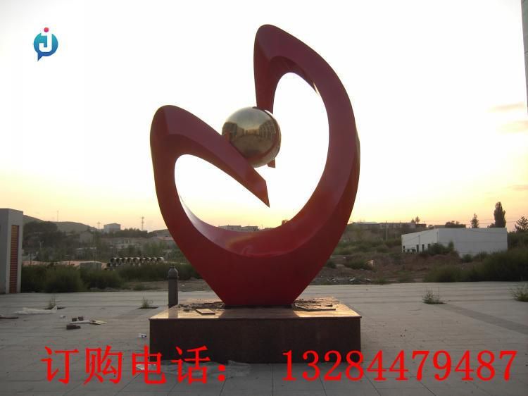 不銹鋼愛心校園雕塑