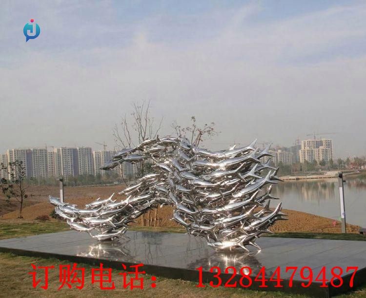 不銹鋼鏡面魚群雕塑