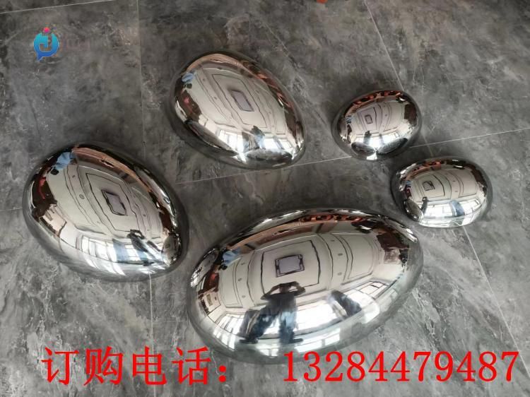 不銹鋼鏡面鵝卵石雕塑