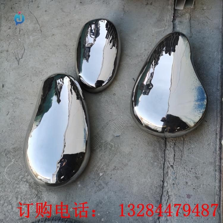 不銹鋼鏡面鵝卵石雕塑