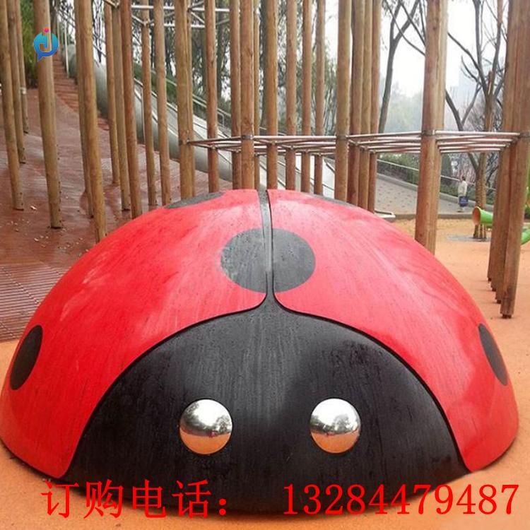 不銹鋼彩繪瓢蟲雕塑
