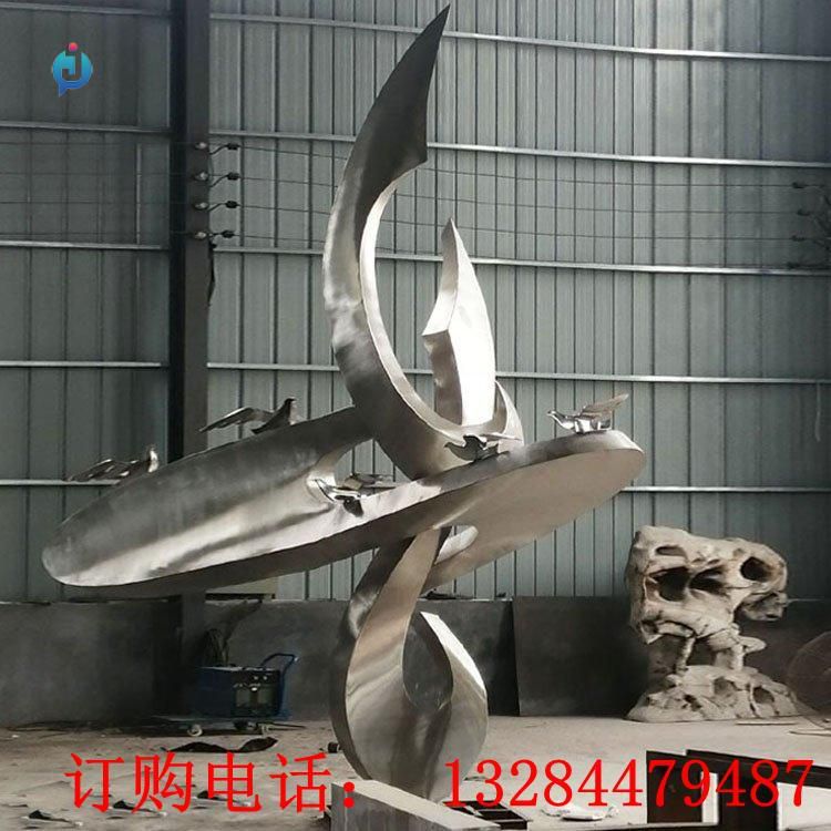 不銹鋼抽象飛鴿雕塑