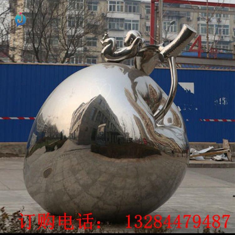不銹鋼鏡面蘋果雕塑