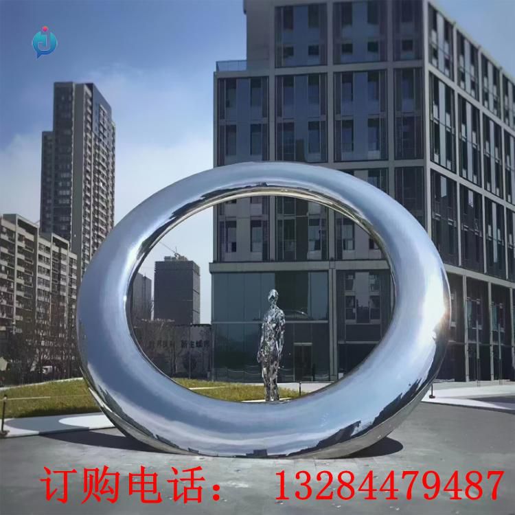 大型不銹鋼圓環(huán)噴泉雕塑