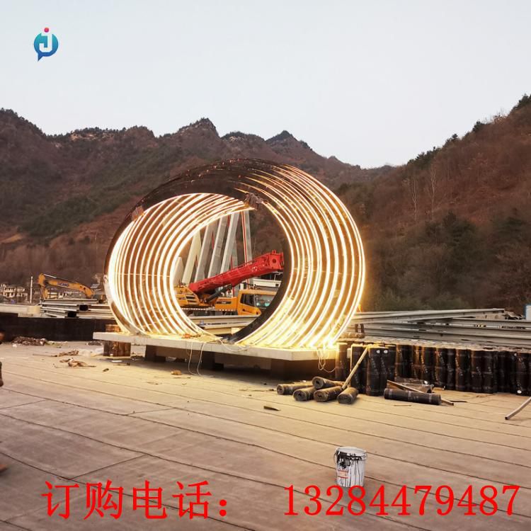 不銹鋼發(fā)光雕塑