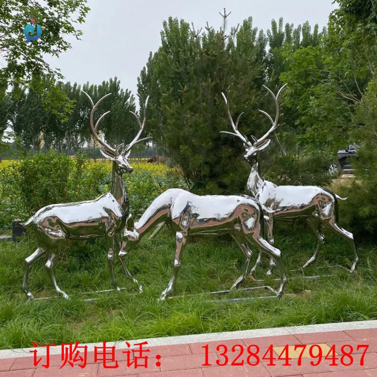 不銹鋼鏡面鹿雕塑