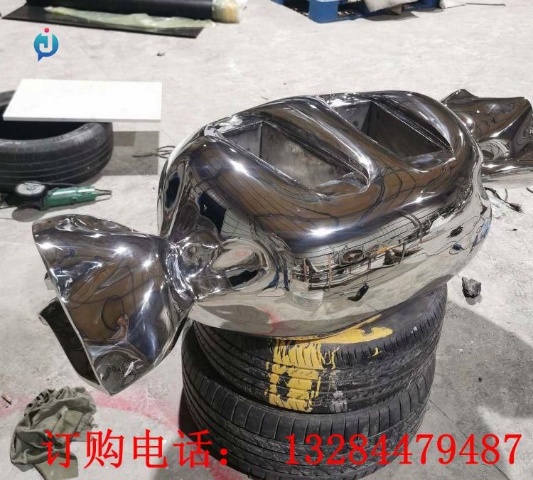 不銹鋼鏡面糖果雕塑