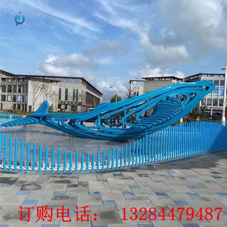 不銹鋼切片鯨魚雕塑