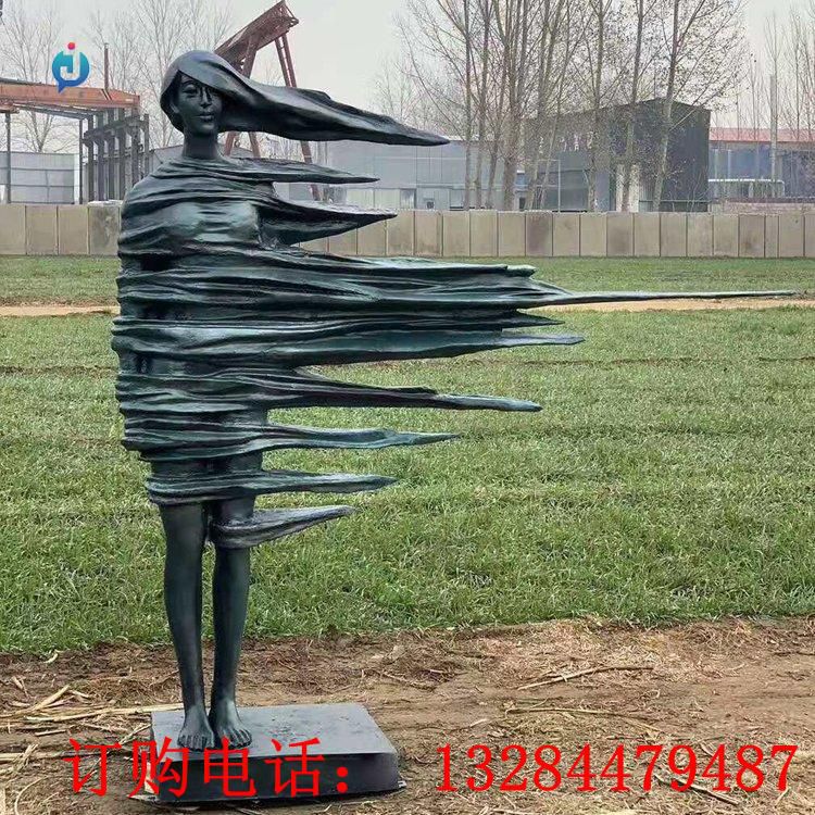 不銹鋼抽象拉絲女人雕塑