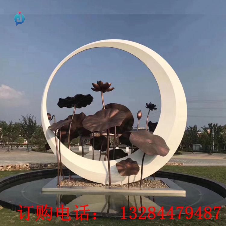 不銹鋼圓環(huán)荷花雕塑