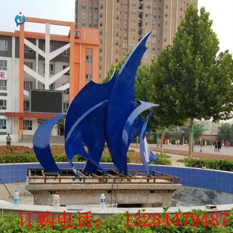 不銹鋼帆船雕塑