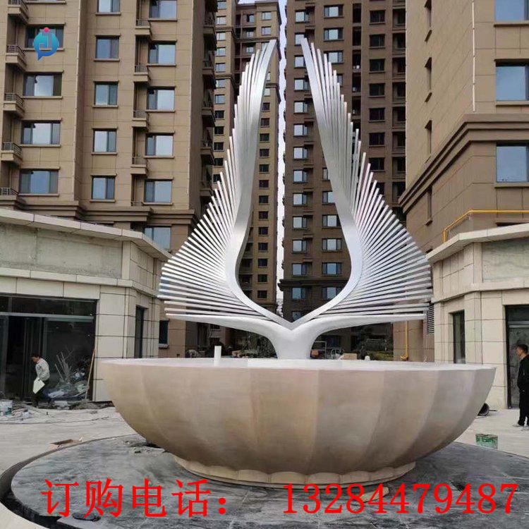 大型不銹鋼翅膀雕塑
