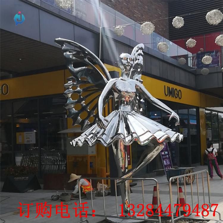 不銹鋼鏡面精靈雕塑