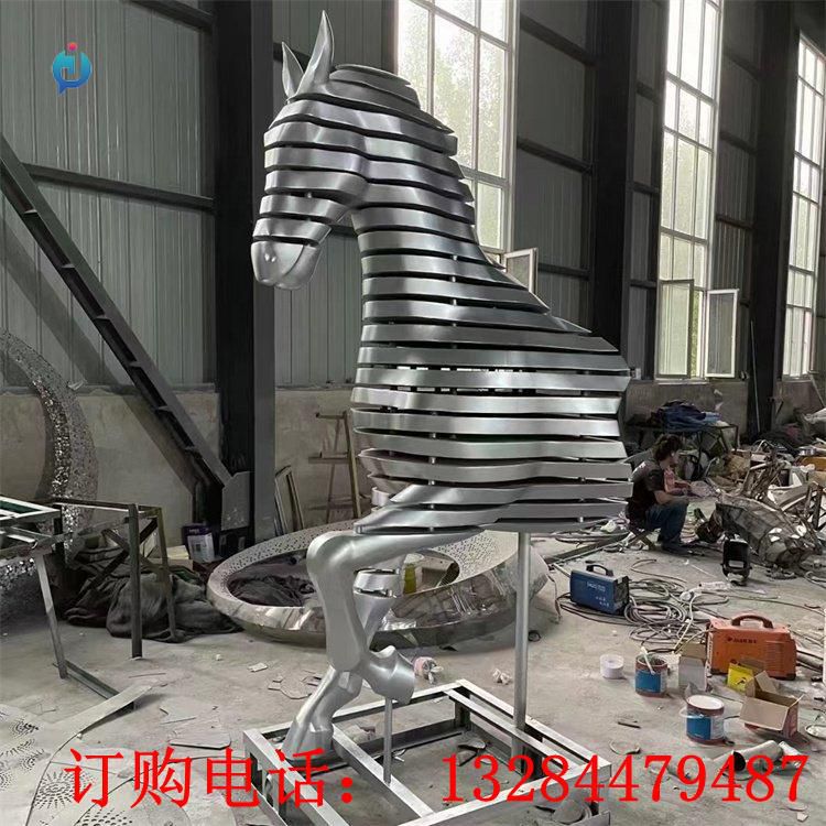 不銹鋼半身馬雕塑