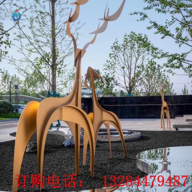 不銹鋼折紙鹿雕塑