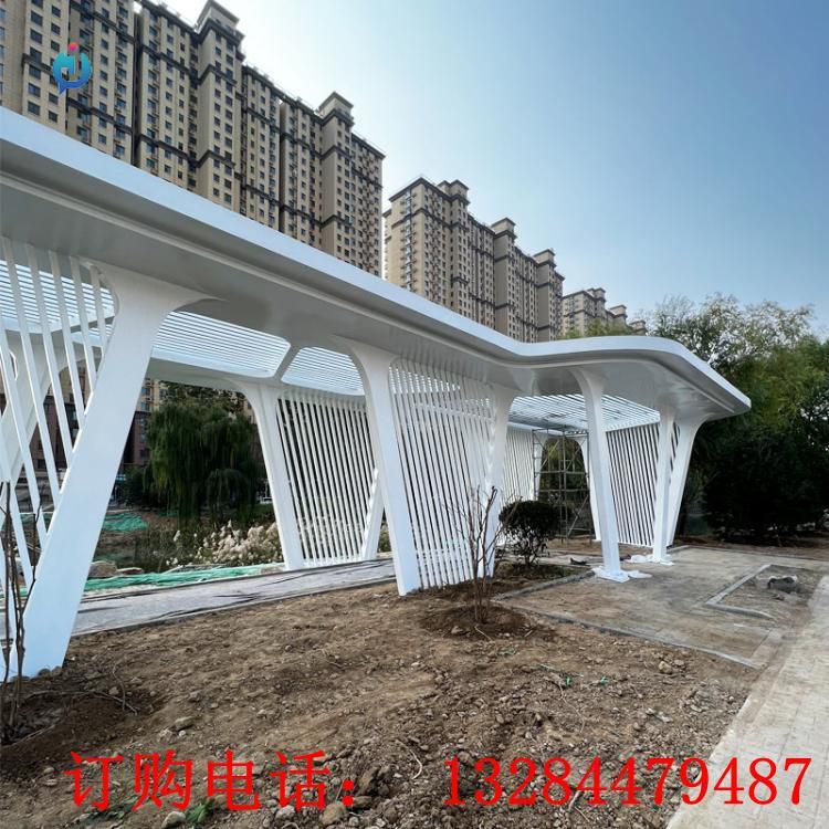 不銹鋼異型長(zhǎng)廊雕塑