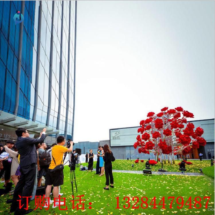 不銹鋼玫瑰花樹雕塑