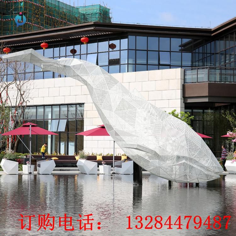 不銹鋼鏤空海豚雕塑