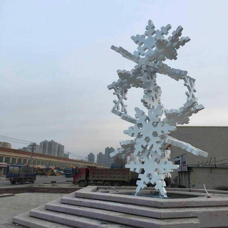 大型不銹鋼雪花雕塑