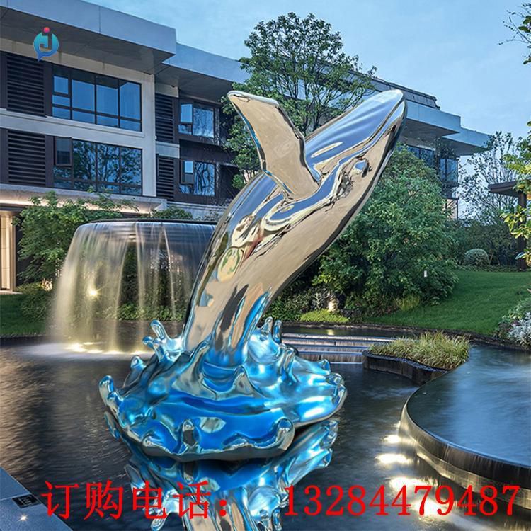 不銹鋼鏡面鯨魚雕塑