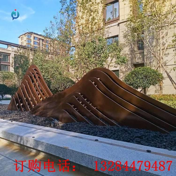 不銹鋼切片假山雕塑