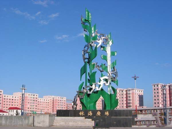 不銹鋼抽象樹雕塑
