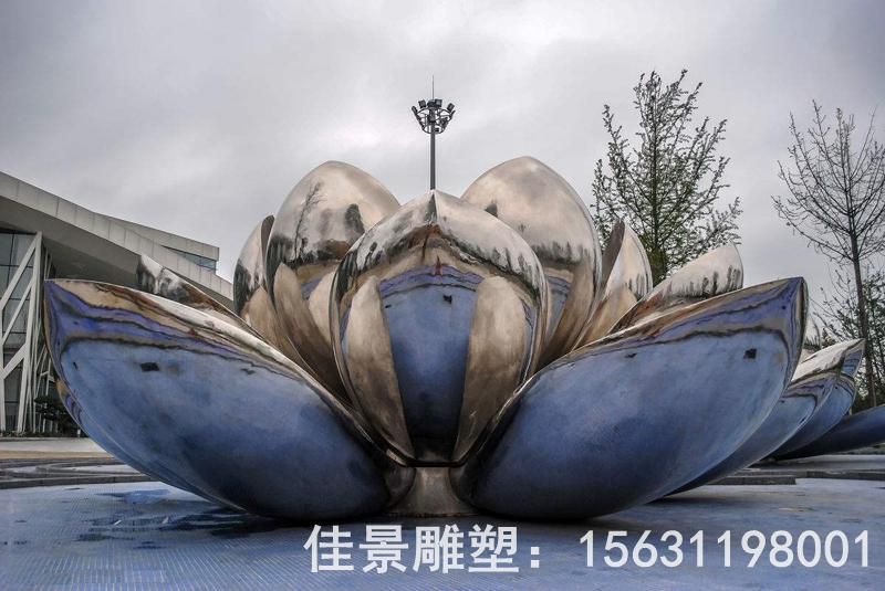 不銹鋼廣場(chǎng)鏡面荷花雕塑