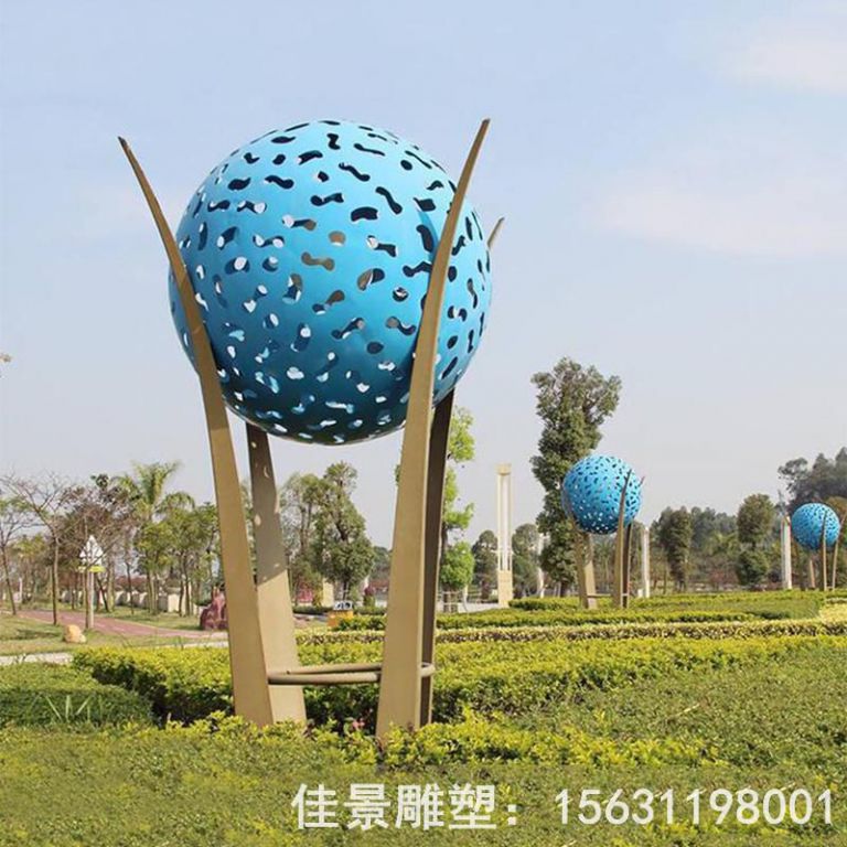 不銹鋼景區(qū)鏤空?qǐng)A球雕塑