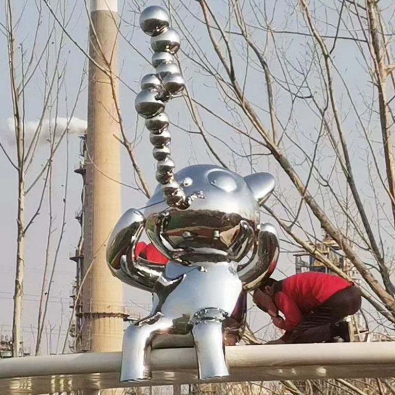 不銹鋼景區(qū)鏡面抽象藝術雕塑
