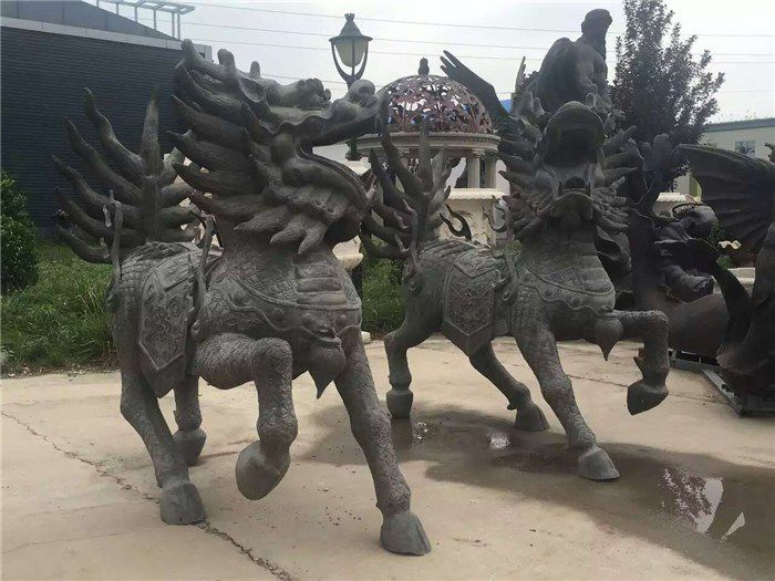 金色麒麟城市動物銅雕