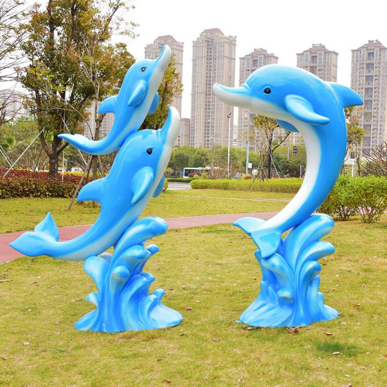 不銹鋼校園彩繪海豚雕塑