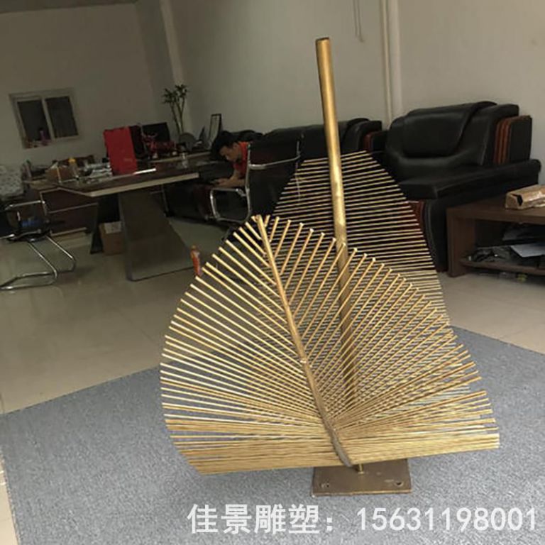 不銹鋼鏡面羽毛標(biāo)志雕塑
