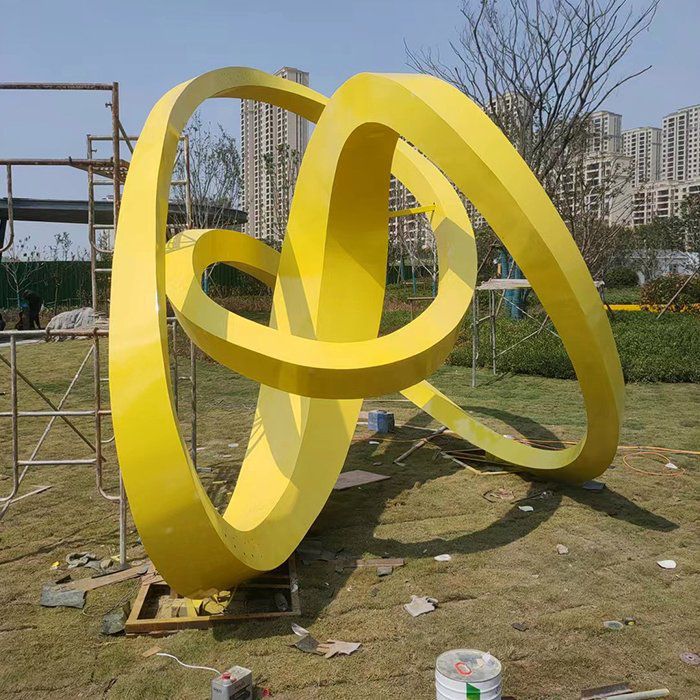 異形圓環(huán)公園不銹鋼雕塑