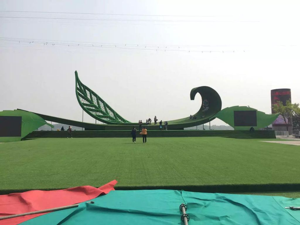 抽象樹葉景區(qū)不銹鋼雕塑