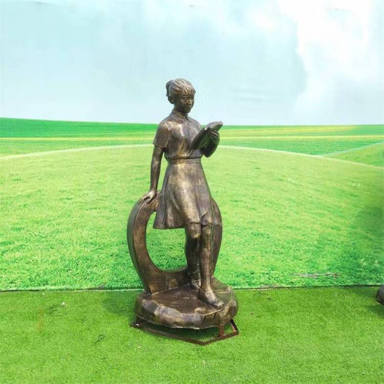 讀書人物小區(qū)景觀銅雕