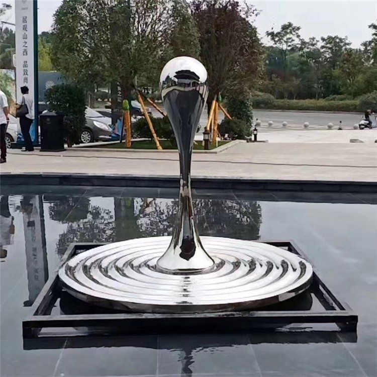 不銹鋼鏡面水滴標(biāo)志雕塑