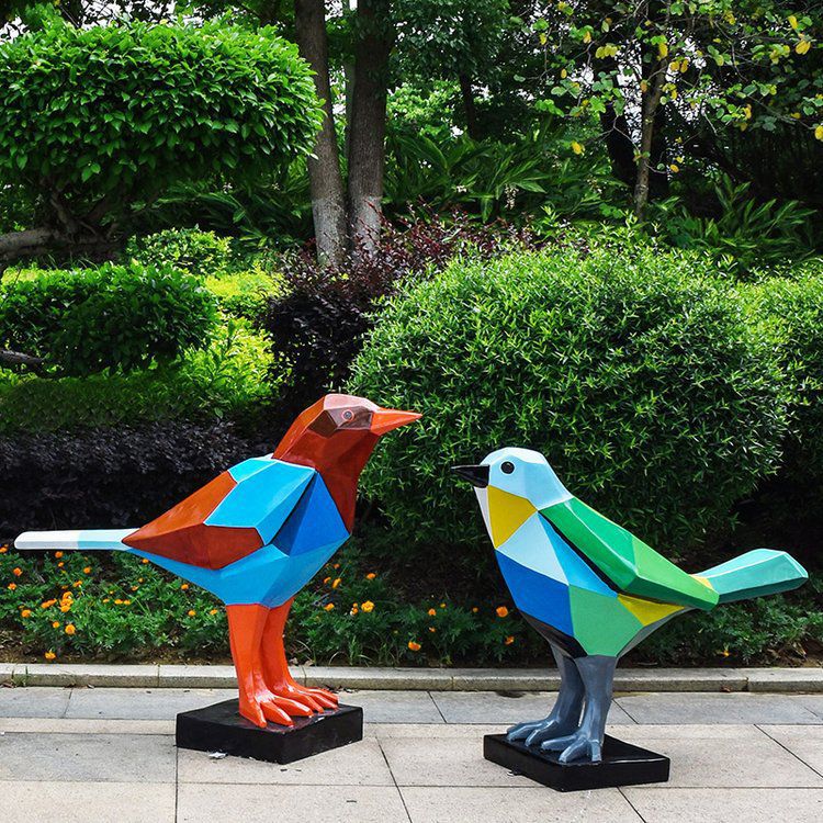 不銹鋼彩繪鳥動物雕塑