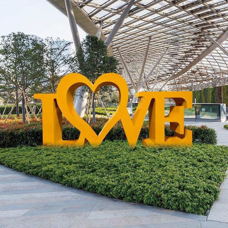 不銹鋼love字母標志雕塑