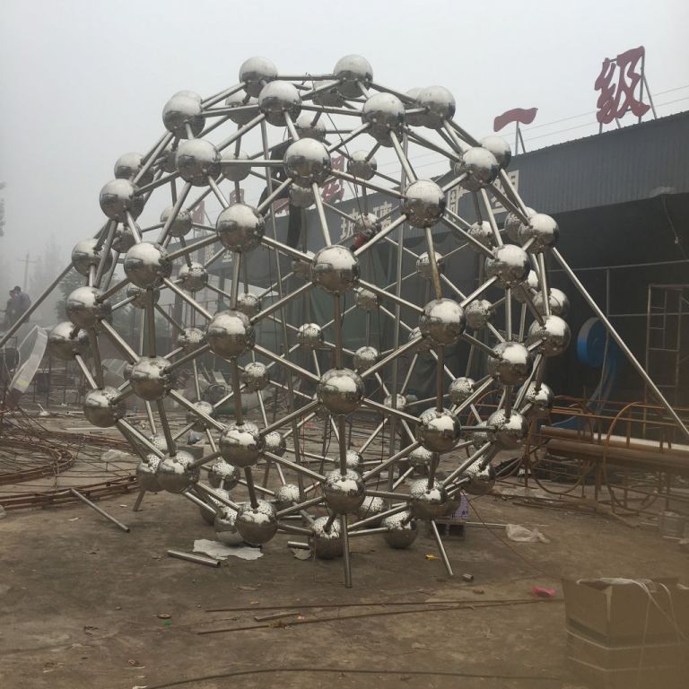 鏡面不銹鋼原子球景觀雕塑
