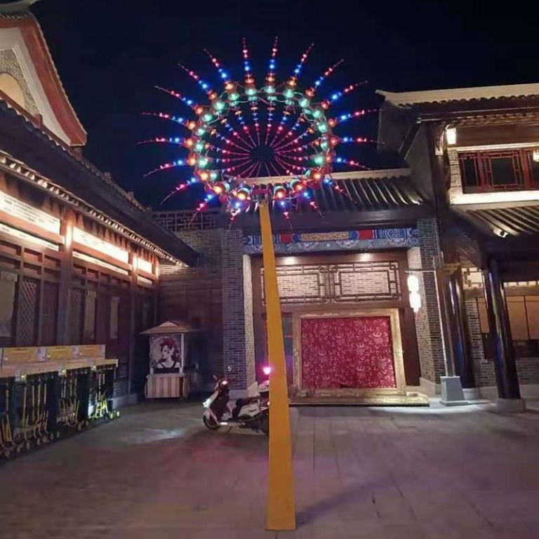 不銹鋼綠色風車景觀雕塑