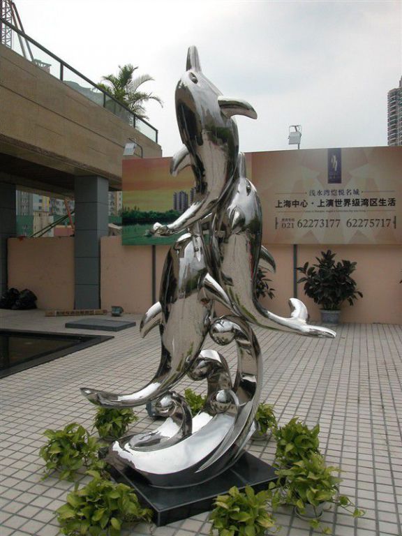 城市海豚動物標志雕塑