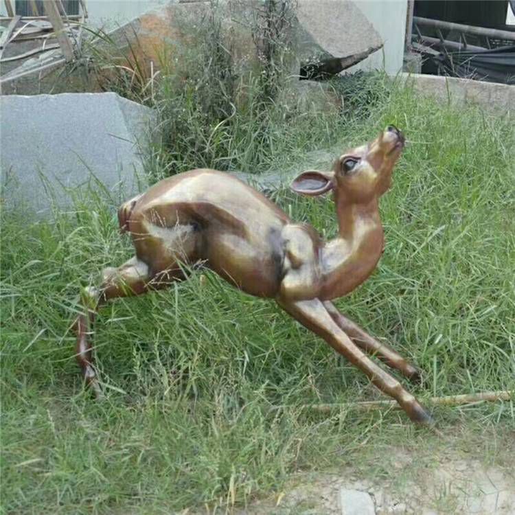 母子鹿動(dòng)物銅雕