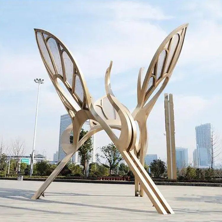 鏤空蝴蝶廣場動物雕