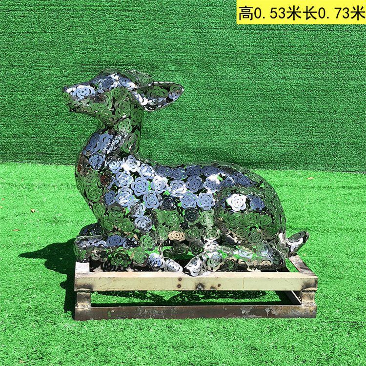 不銹鋼鹿臥姿動物雕塑