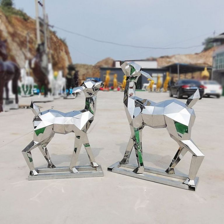 不銹鋼園林鏡面鹿動物雕塑
