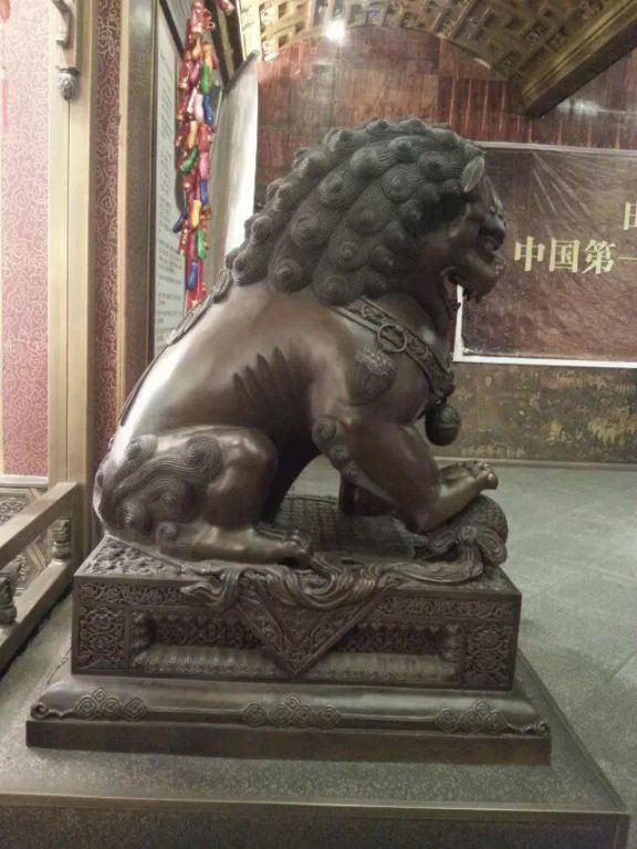 北京獅子動(dòng)物標(biāo)志銅雕