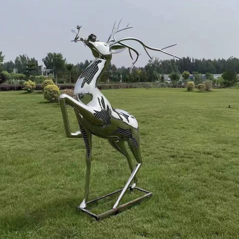 公園不銹鋼鹿雕塑