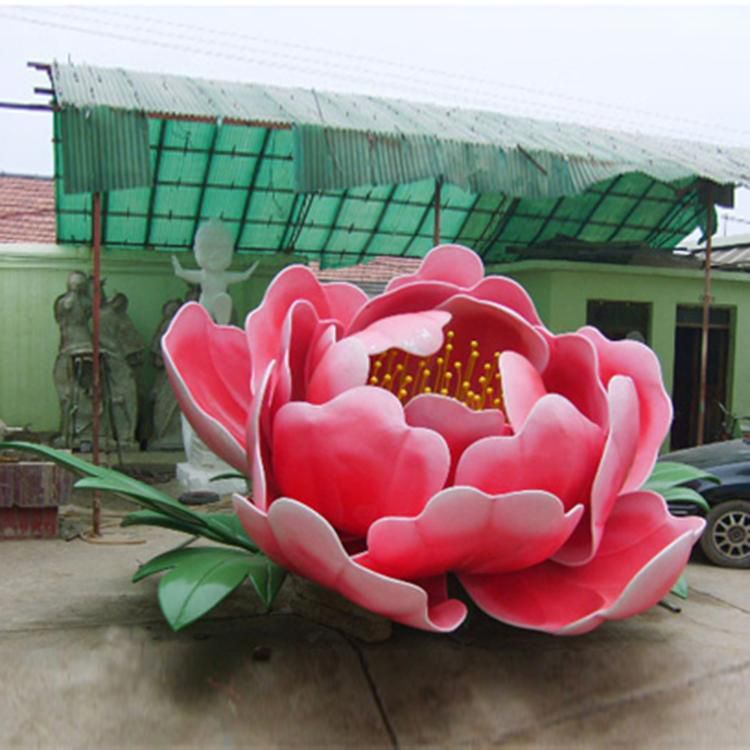 不銹鋼紅色鮮花景觀雕塑